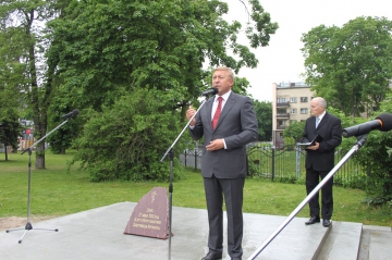        ,  ,      -      , 2013 .