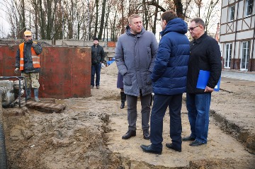 19  2015              .