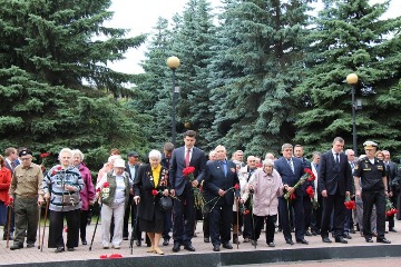  77-                ,              ʸ  . ,    ,          