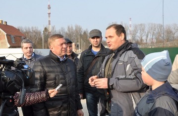 25  2015             -  . 