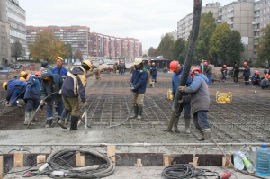 ������ �������� ����� ��������� � ����������� �������� � ������ 