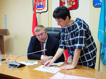 9  2017          ,          ,    