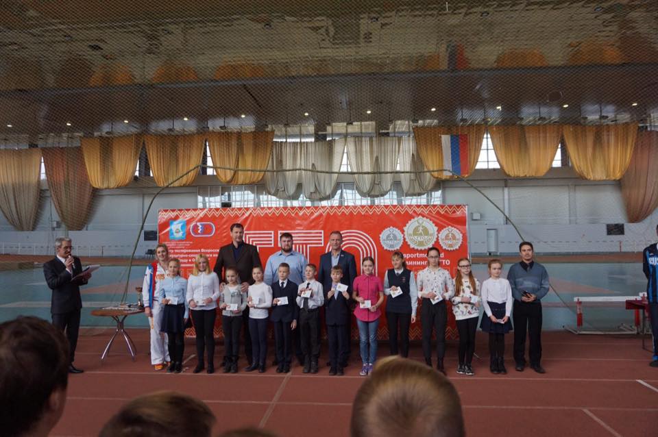 5         -     ,  !.