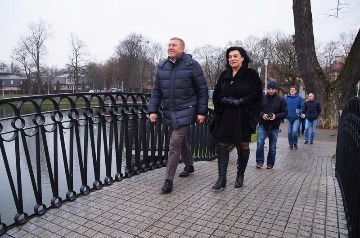 9  2015             .