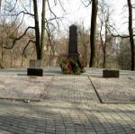 Братская могила советских воинов, ул. Горная