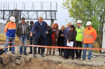 20  2015                    .  .
28,29 - 30                ,  25-  