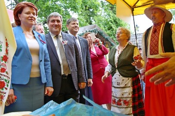 Глава Калининграда Алексей Силанов принял участие в праздничных мероприятиях, посвященных  Дню России