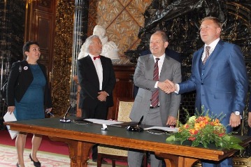 23                                     2015-2017 ..