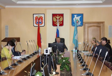 15 декабря 2016 года - глава Калининграда Александр Ярошук провел личный прием граждан