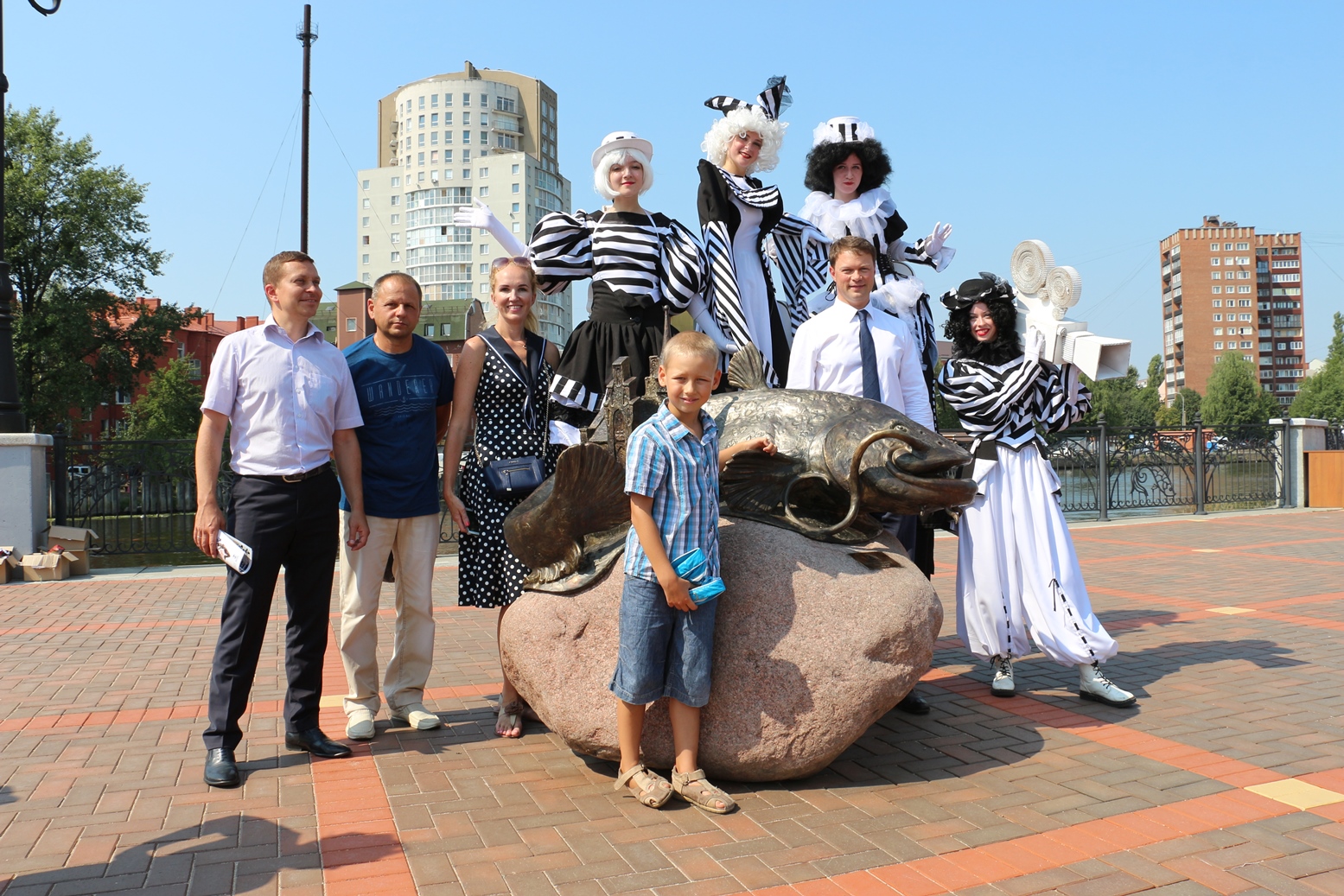 Студенттер жатақханада жыныстық қатынасқа түскен видео