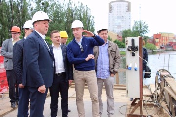 2  2017             .