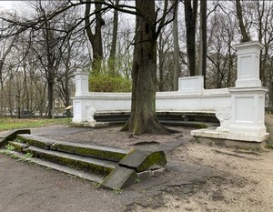 ,    (. , .  - . ,     )