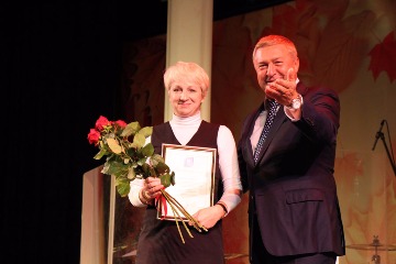 5  2017         ,   ,    . 