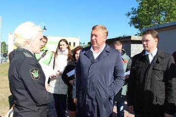 18                      ,   