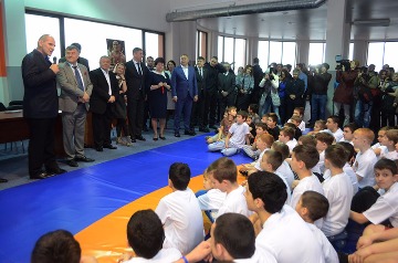 20         -       ,     